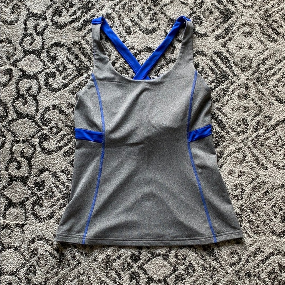 Lucy workout top